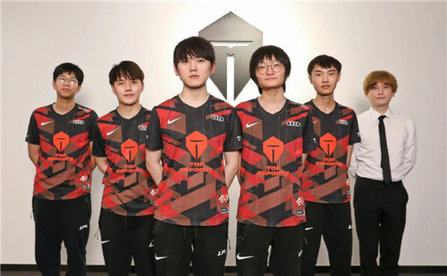 灵活的战术 灵活的战术