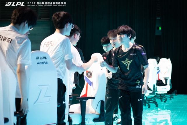 次赛事中较 次赛事中较