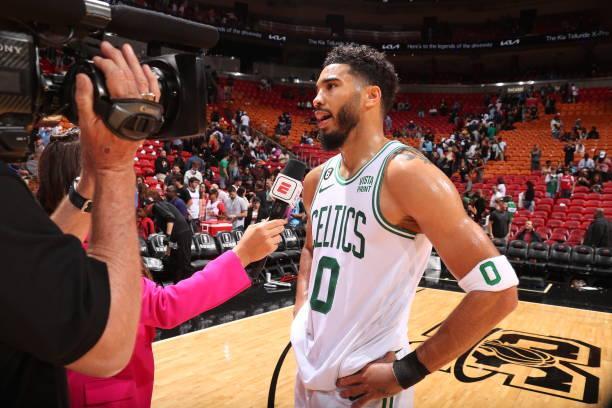 覃海洋和王 覃海洋和王