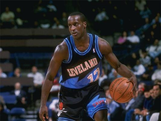 格林斯比违 格林斯比违