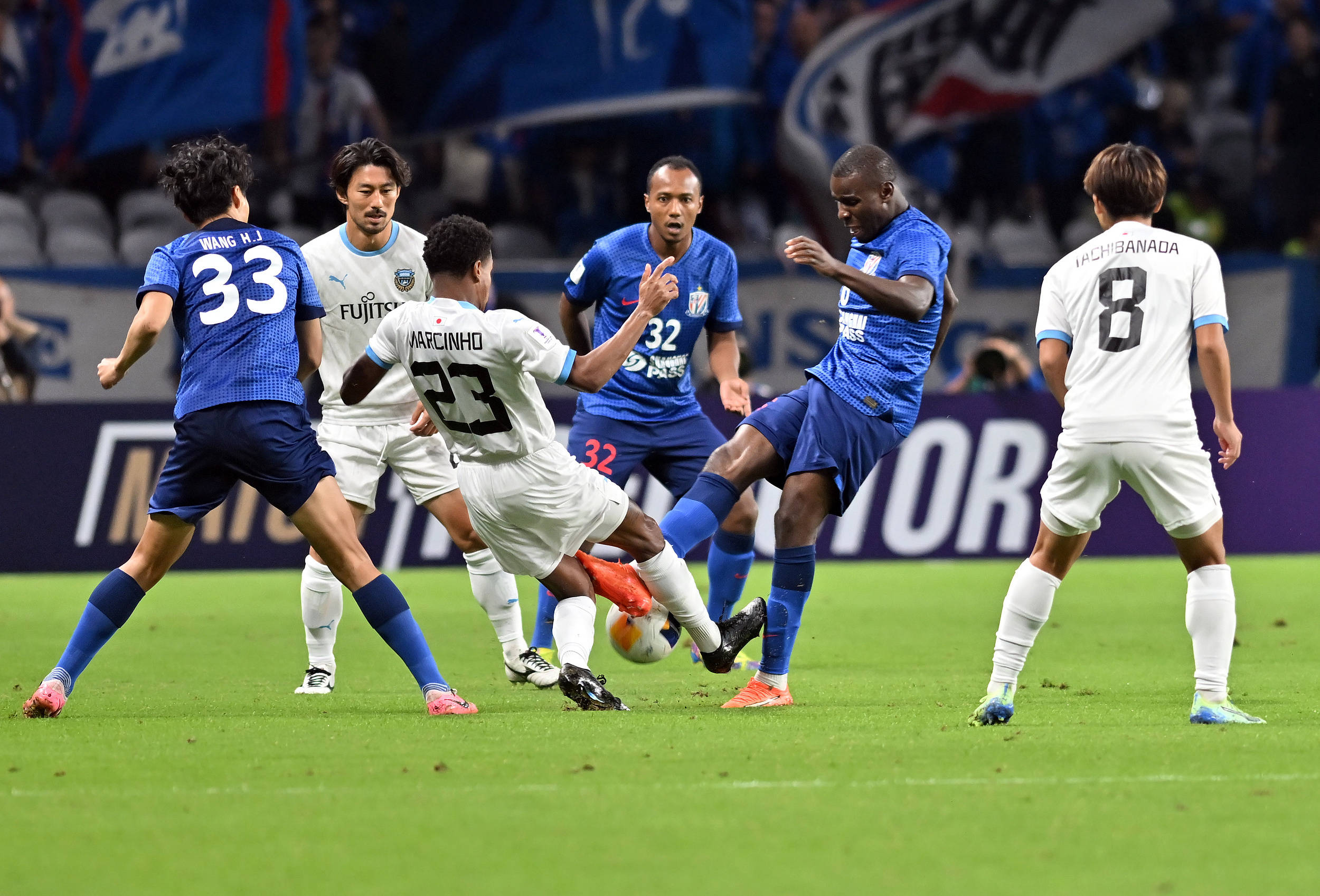 多球员中脱 多球员中脱